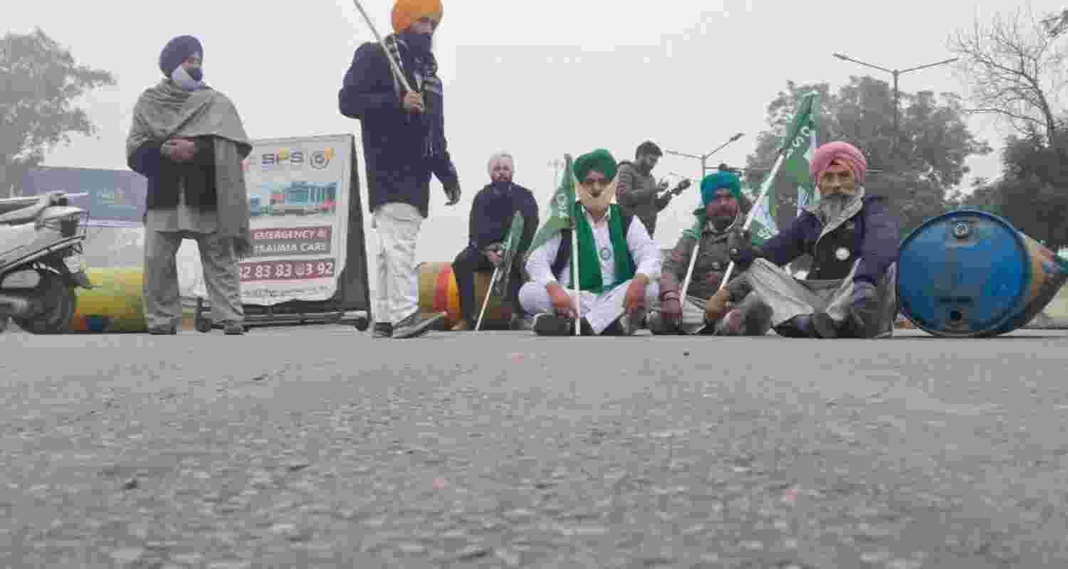 Farmers blocking roads all over Punjab
