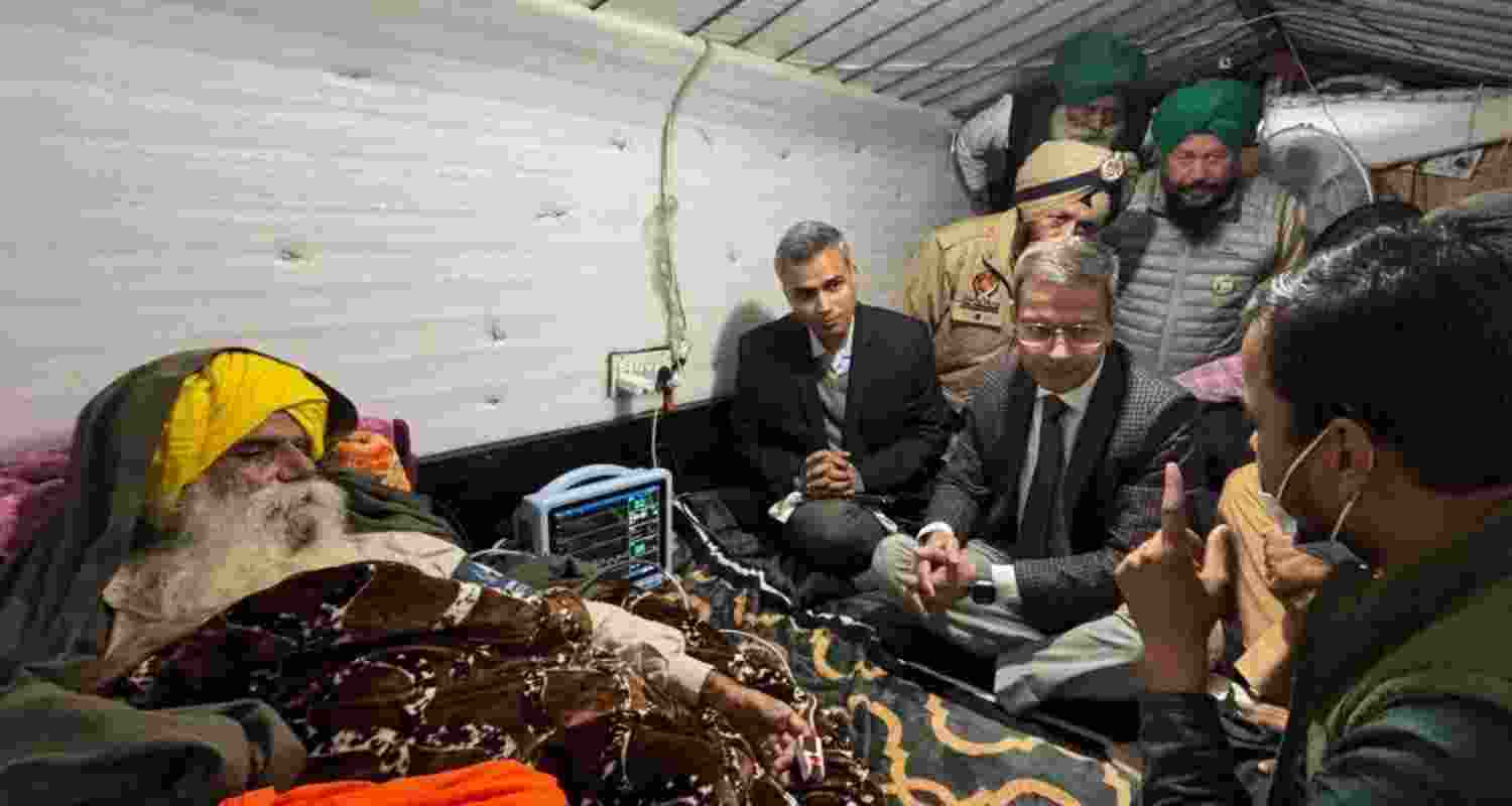 Punjab DGP Gaurav Yadav and Union Home Ministry Director Mayank Mishra met with farmer leader Jagjit Singh Dallewal at the Khanauri border on Sunday.