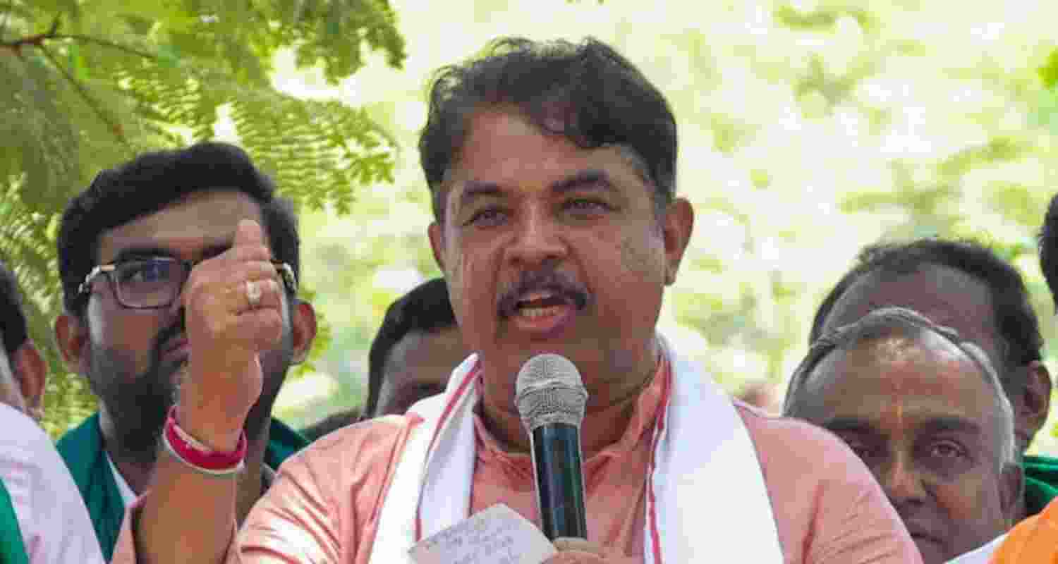 K'taka BJP leaders to give 1-month pay for stampede victims' kins