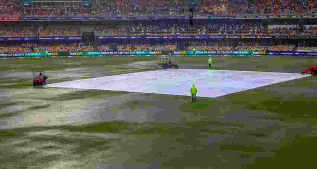 Fans to get refund after rain-soaked day 1 of Gabba Test.