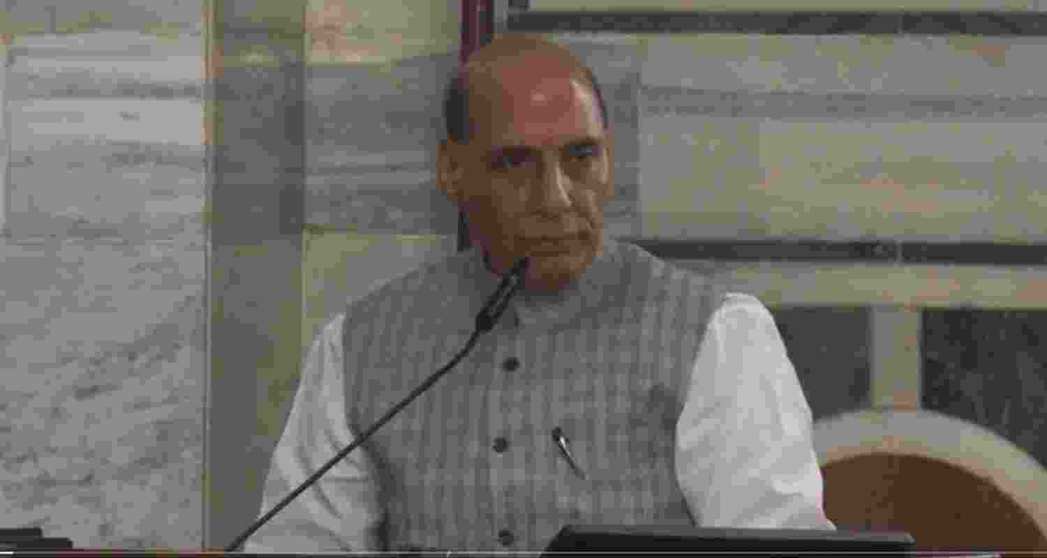 Rajnath Singh honours 1965 war veterans