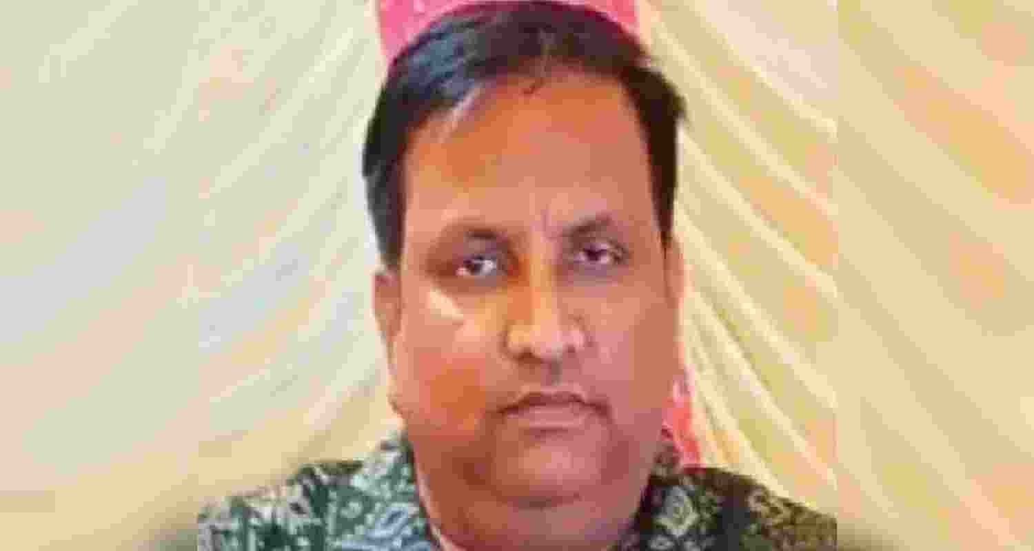 Vinay Singh, Jharkhand state president of Karni Sena and a well-known Hindu leader, was found shot dead near National Highway-33.