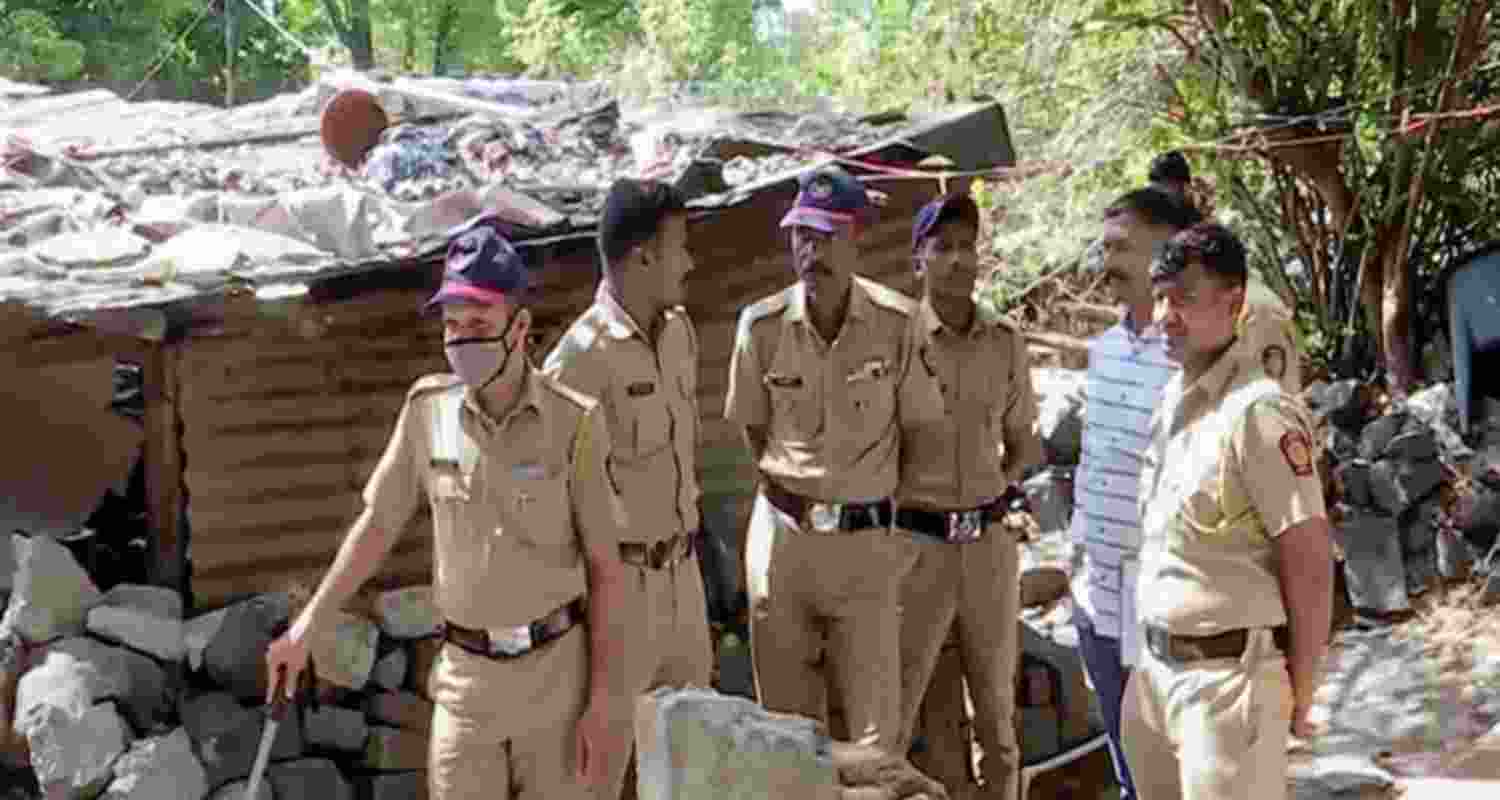 Panchayat fines rape accused Rs 1 lakh, hosts feast  