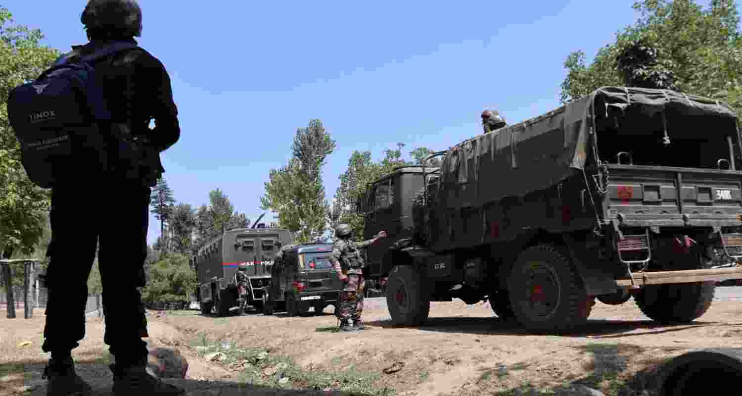 10 arrested in Kashmir for using encrypted apps to aid terror.