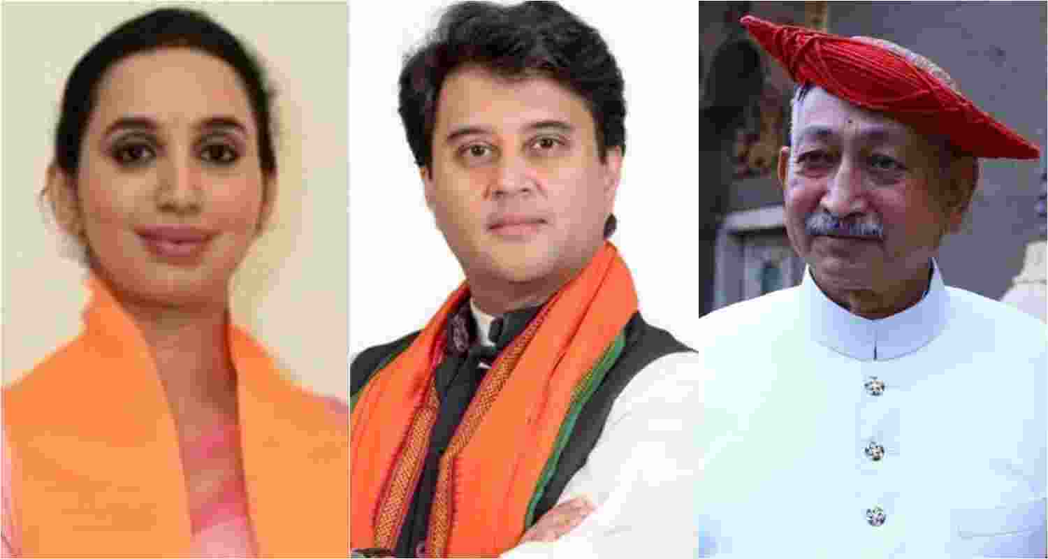 (From left to right) Pallavi Shrinivas Dempo of the Bharatiya Janata Party (BJP), Union Minister Jyotiraditya Scindia, Chhatrapati Shahu Shahji of the Congress party.