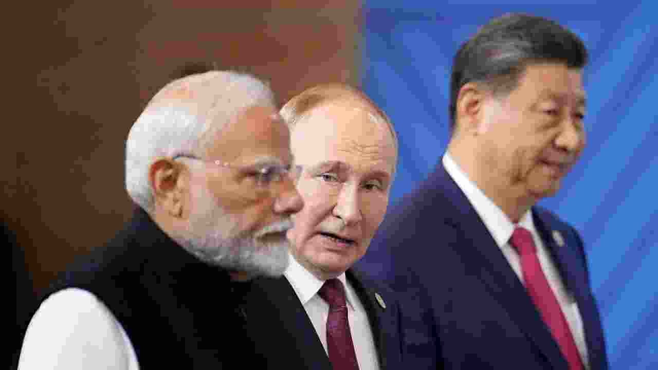 Indian Prime Minister Narendra Modi, Russian President Vladimir Putin and Chinese President Xi Jinping during the BRICS summit in Russia, in 2024. File photo.