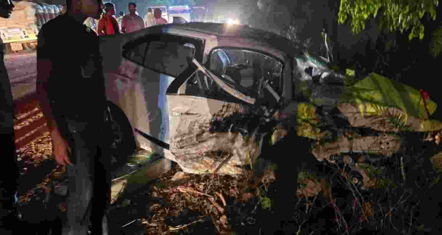 Six killed, including a child, in head-on collision on NH-30 in Chhattisgarh’s Kanker; three critical as probe into speeding crash continues.