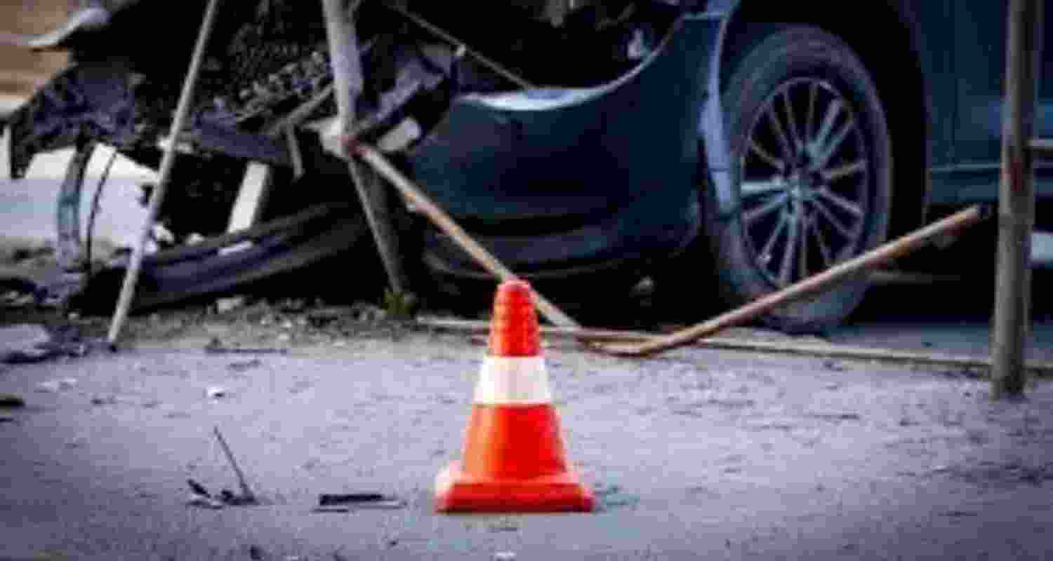 7 dead, 4 injured after being run over by truck in Gujarat