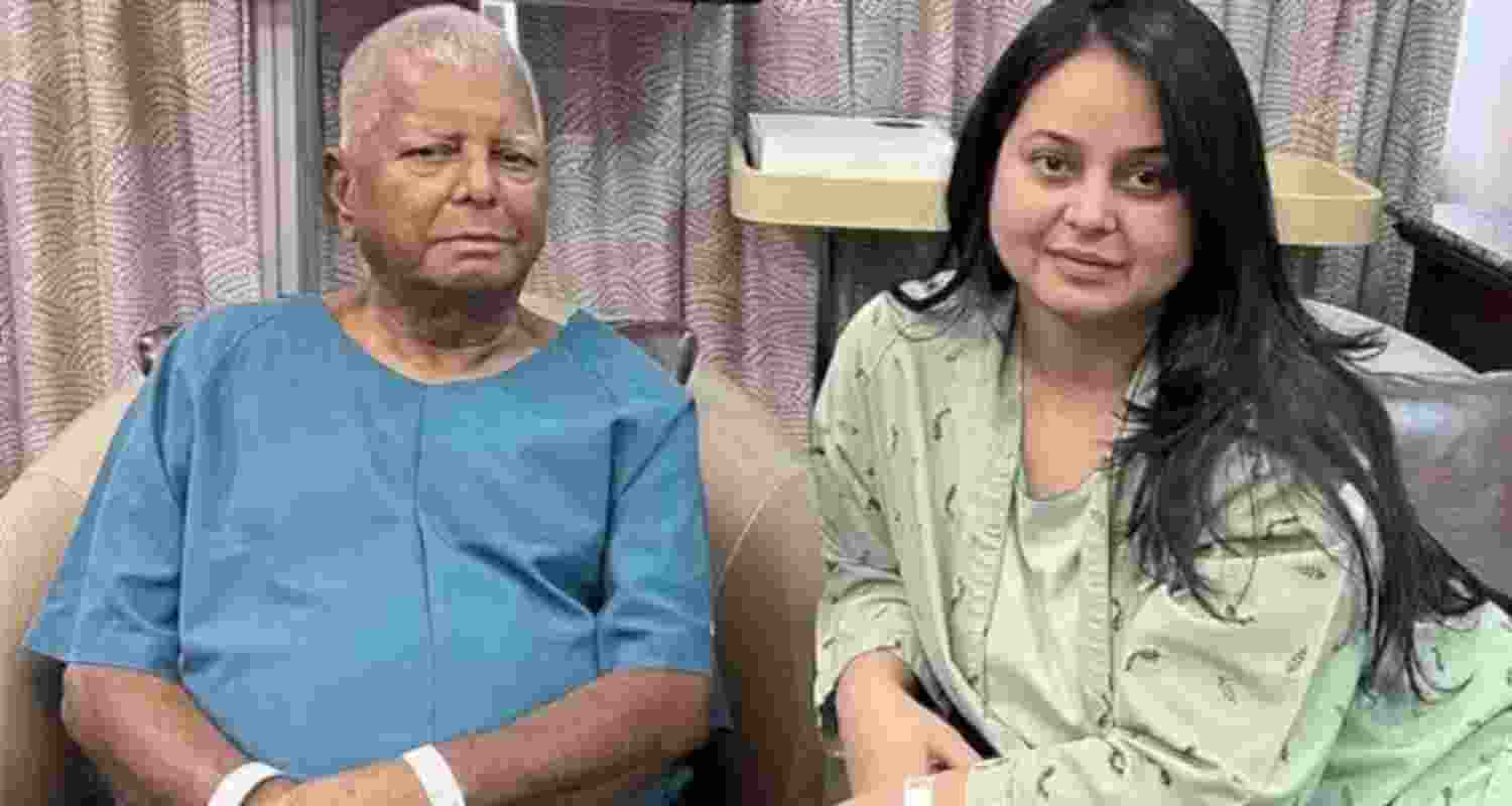Rohini Acharya, along with her father and RJD Supremo Lalu Prasad Yadav.