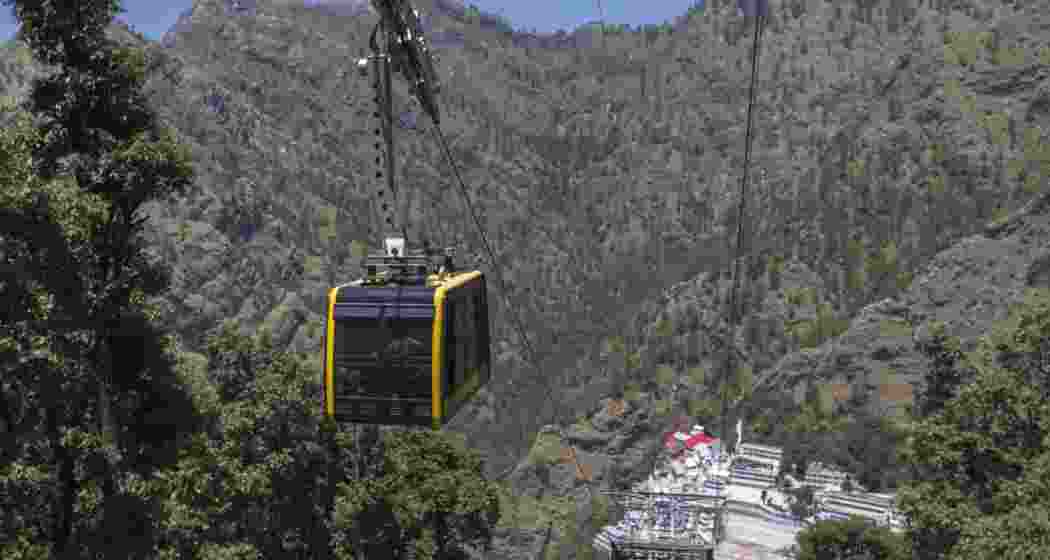 A representative image of the passenger ropeway. 