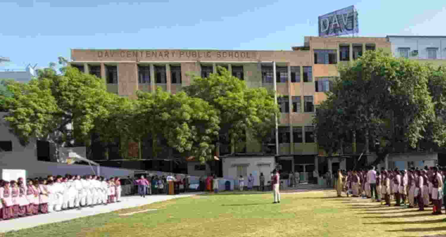 Bomb threat e-mails sent to Noida, Delhi schools and Punjab Civil Secretariat; police say Noida alerts were hoaxes, security tightened.
