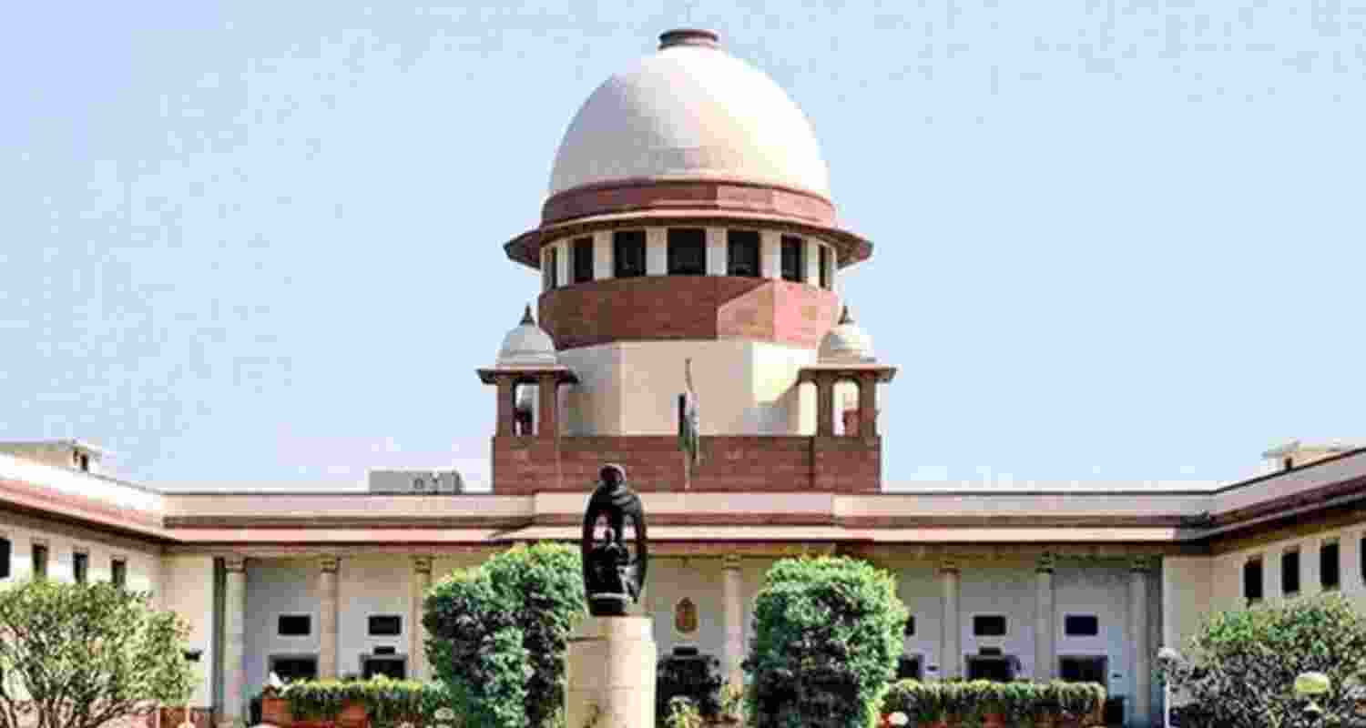 Supreme Court shuts Bofors case, rejects plea against Hindujas