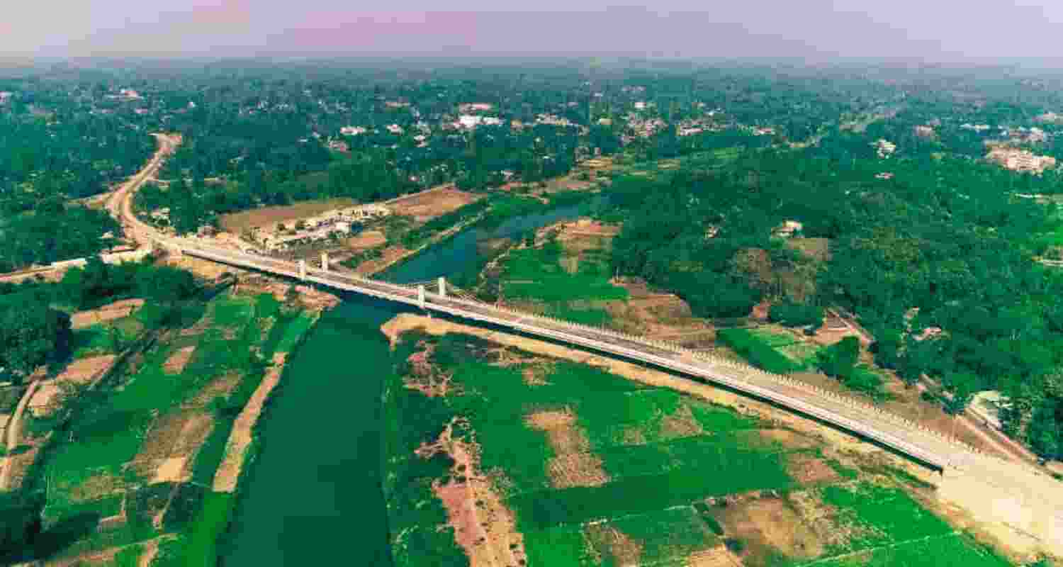 This Maitri Setu bridge would significantly reduce the distance between Sabroom and the Chittagong port, now to only 80 km.