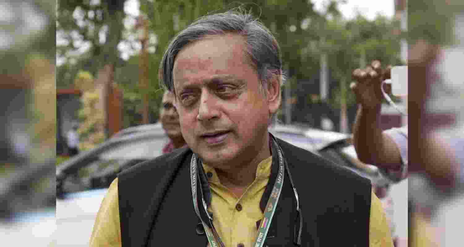 Tharoor clarifies stand on praising Kerala’s CPI-M govt