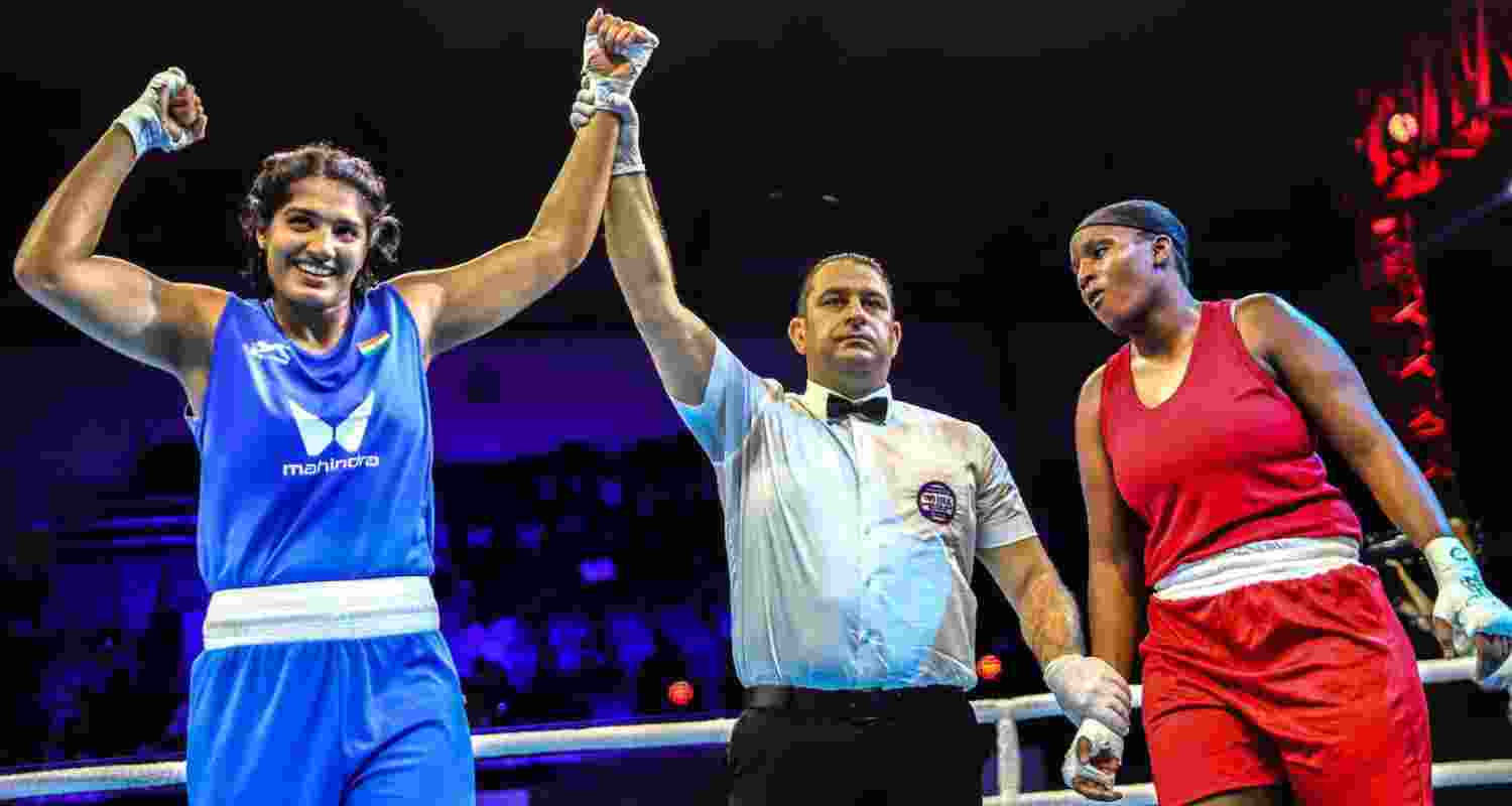 Nupur Sheoran started on a strong note, landing a sharp combination of punches early on.
