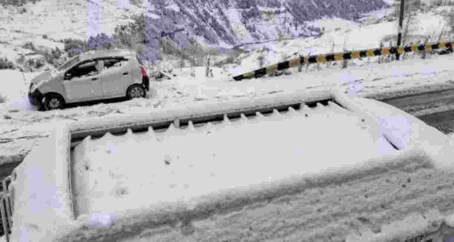 A view of the snow-covered Rohtang pass after fresh snowfall.