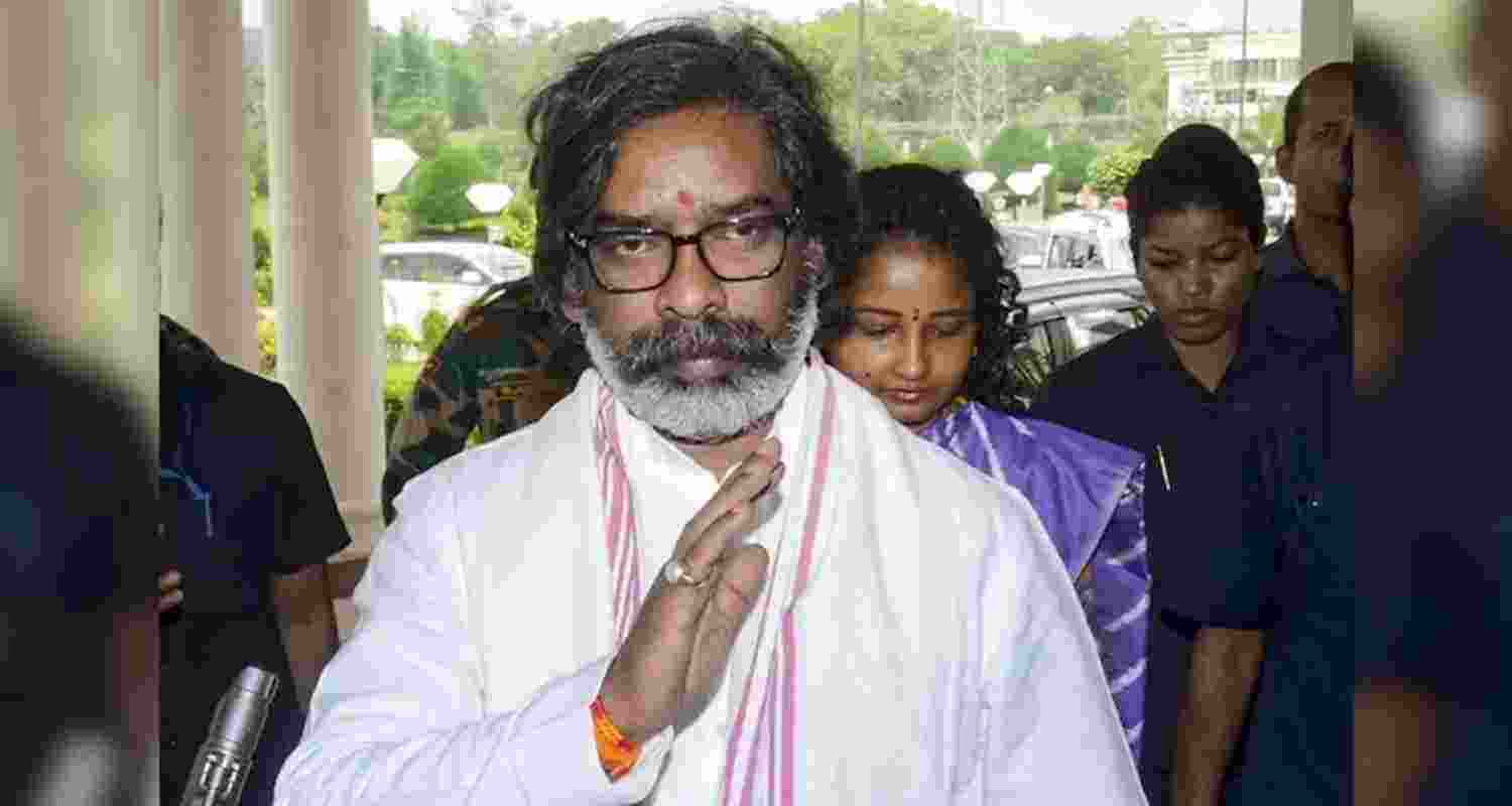 Hemant Soren granted bail on two bonds in ED summons case