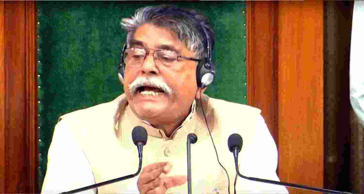 Newly formed NDA government moved a no-confidence motion against the Bihar assembly speaker. 