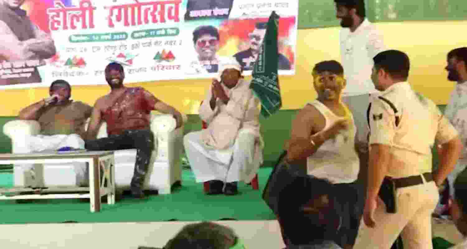 Tej Pratap Yadav’s 'thumka' order to cop sparks controversy