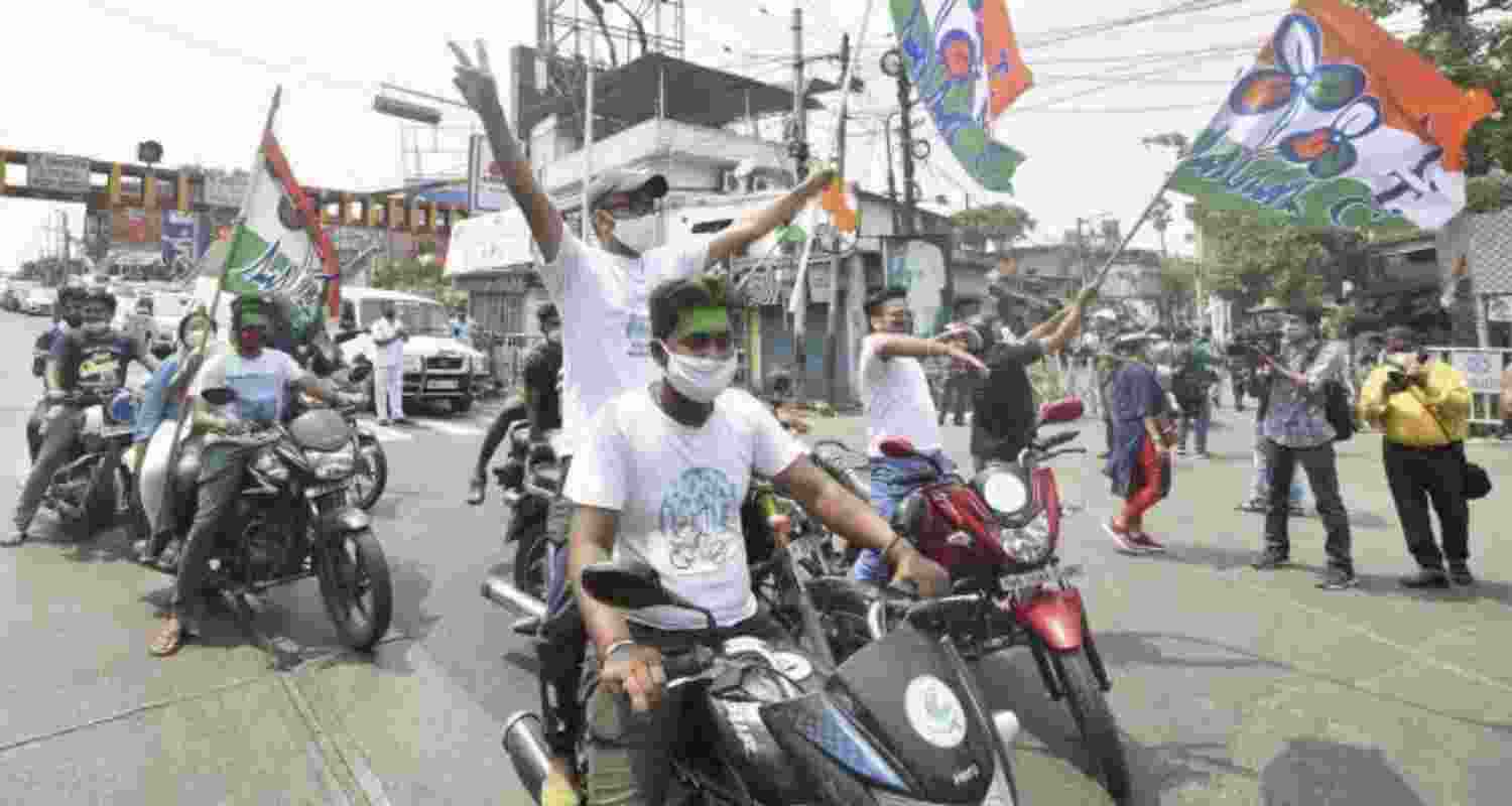 Bengal: TMC MP urges workers to mobilise voters during by-poll
