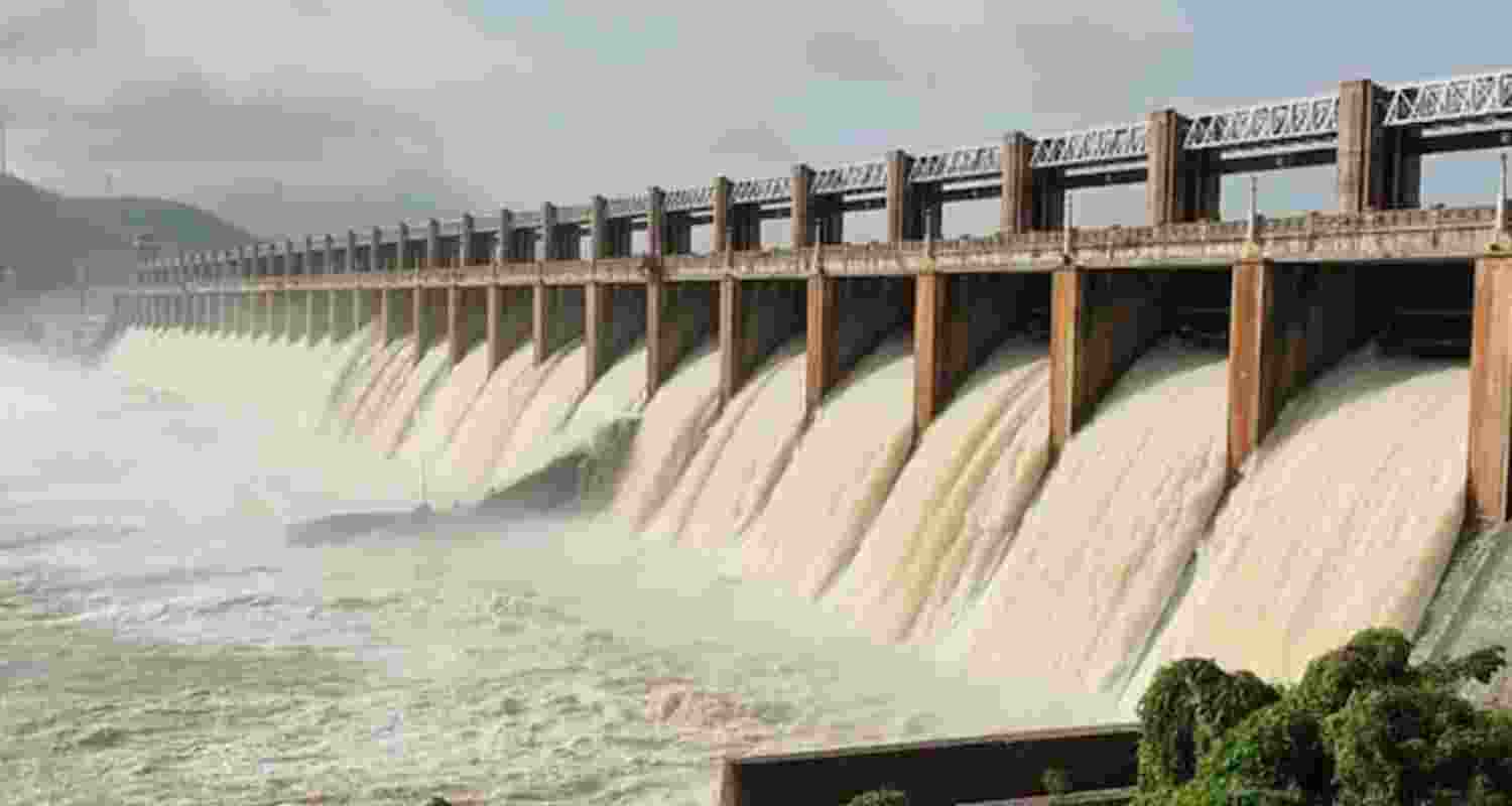 Andhra, Telangana, Karnataka discuss water-sharing issues