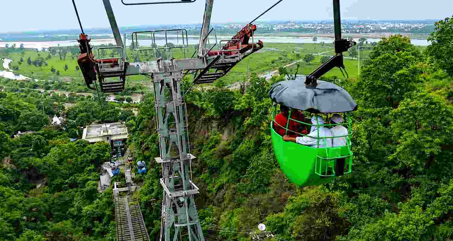Over 47.32 lakh pilgrims used Udan Khatola ropeways at Girnar, Pavagadh and Ambaji in 2025-26, boosting pilgrimage tourism and local employment.