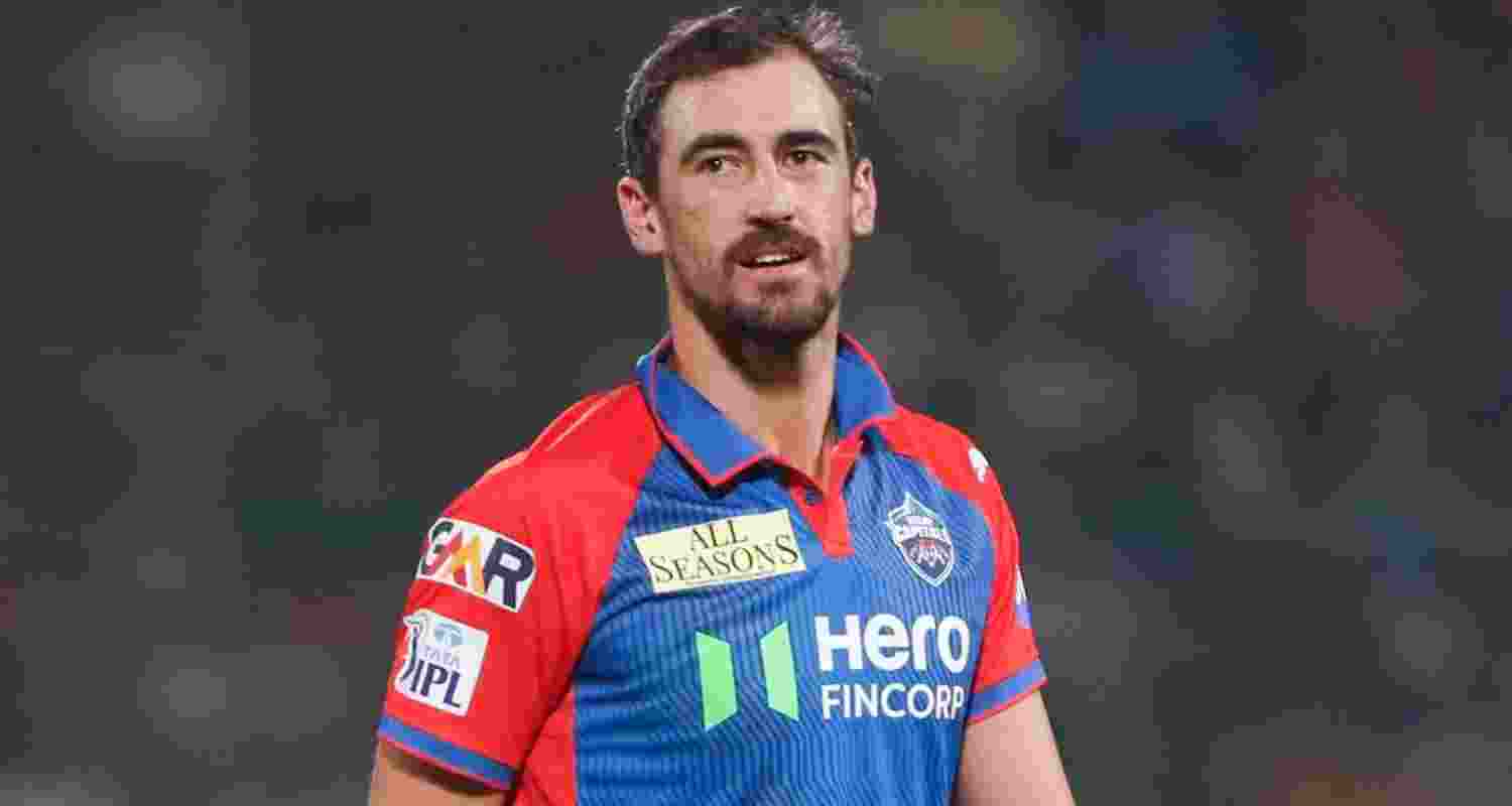  Mitchell Starc. 