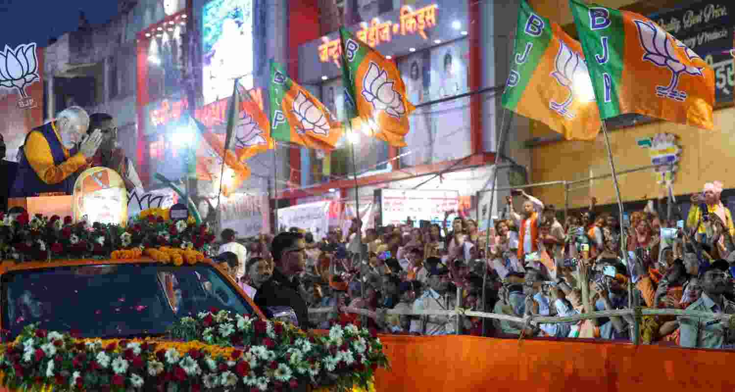 Congress Moves ECI against Modi for comparing INC to Muslim League. Image X.