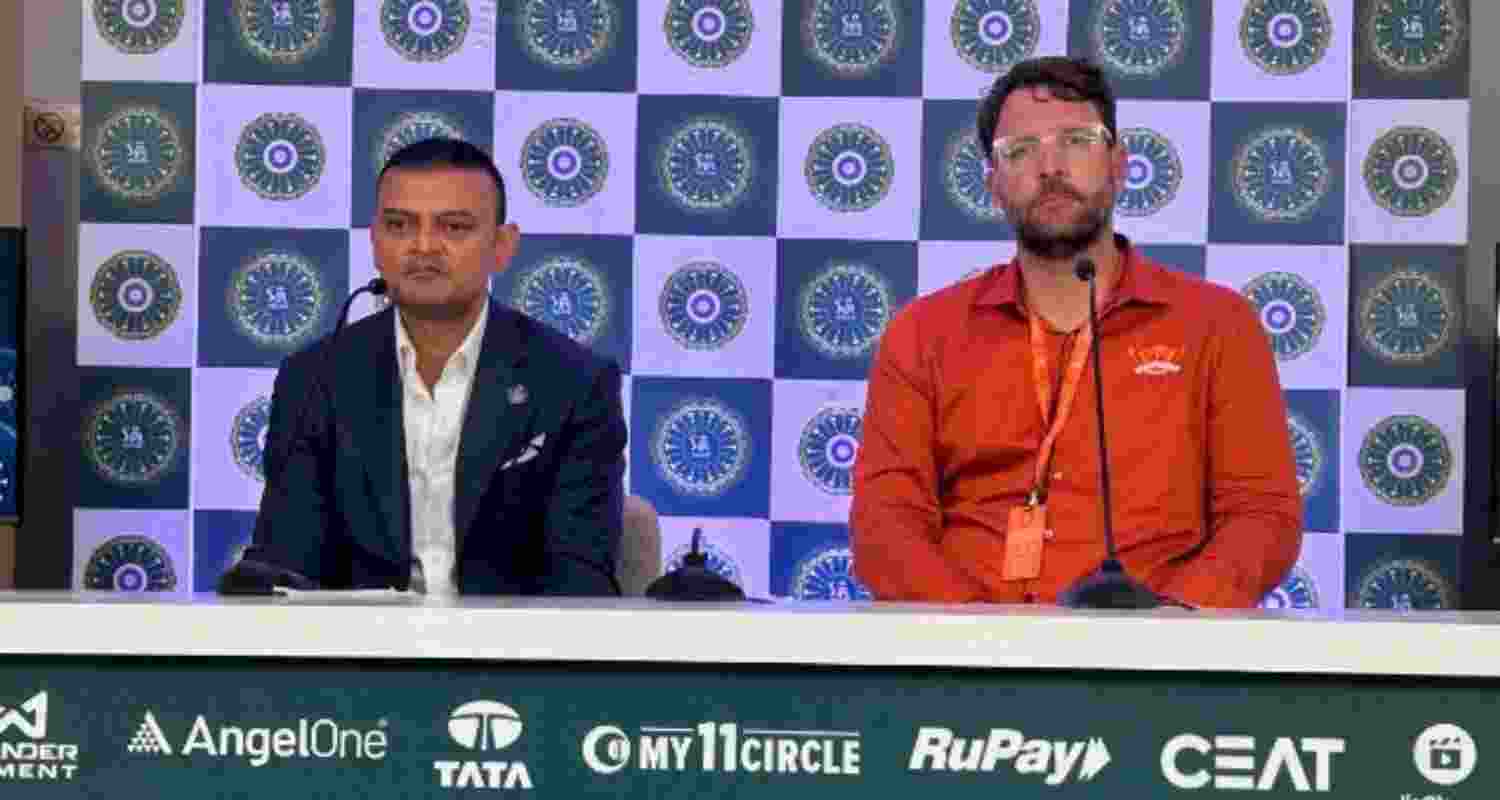 Hemang Badani of Delhi Capitals (DC) and Daniel Vettori of Sunrisers Hyderabad (SRH). Image: X. 