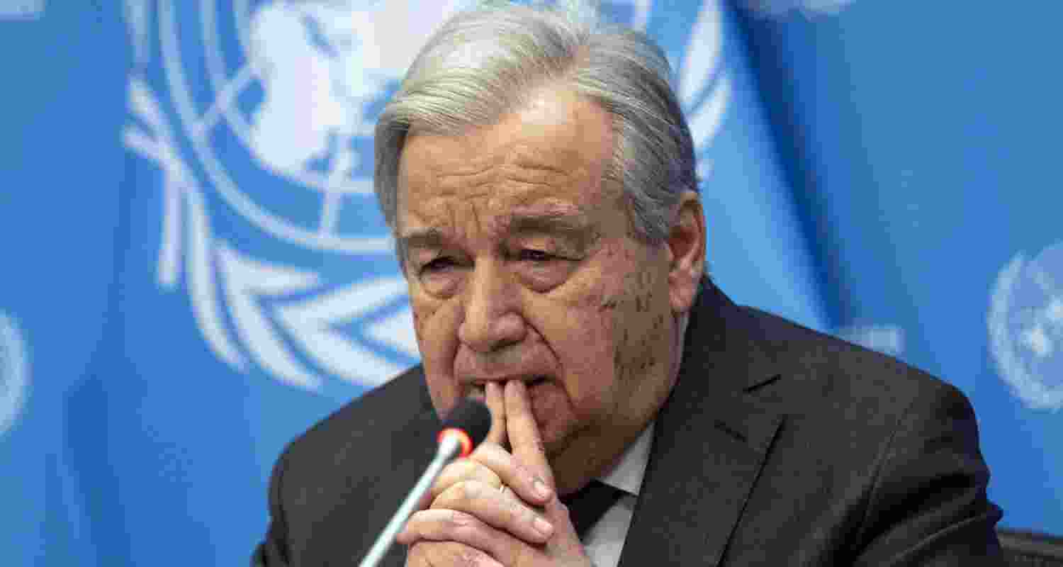 UN calls for freeing humanitarian staff in Yemen crisis.