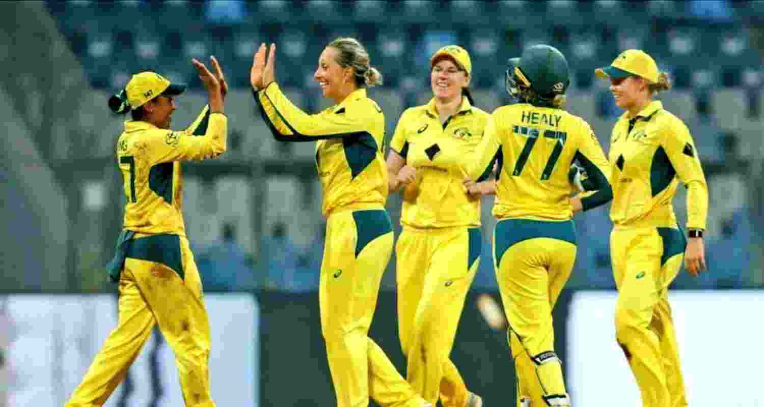 Ausralian team in third ODI against India in Brisbane, Australia. Image: X. 