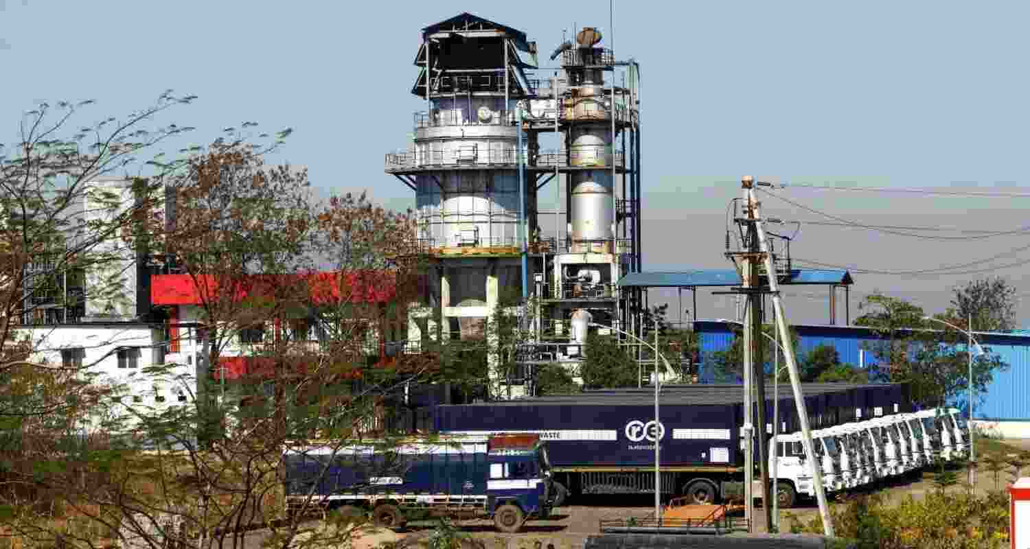 Carbide waste burning begins under HC orders at Pithampur, MP.