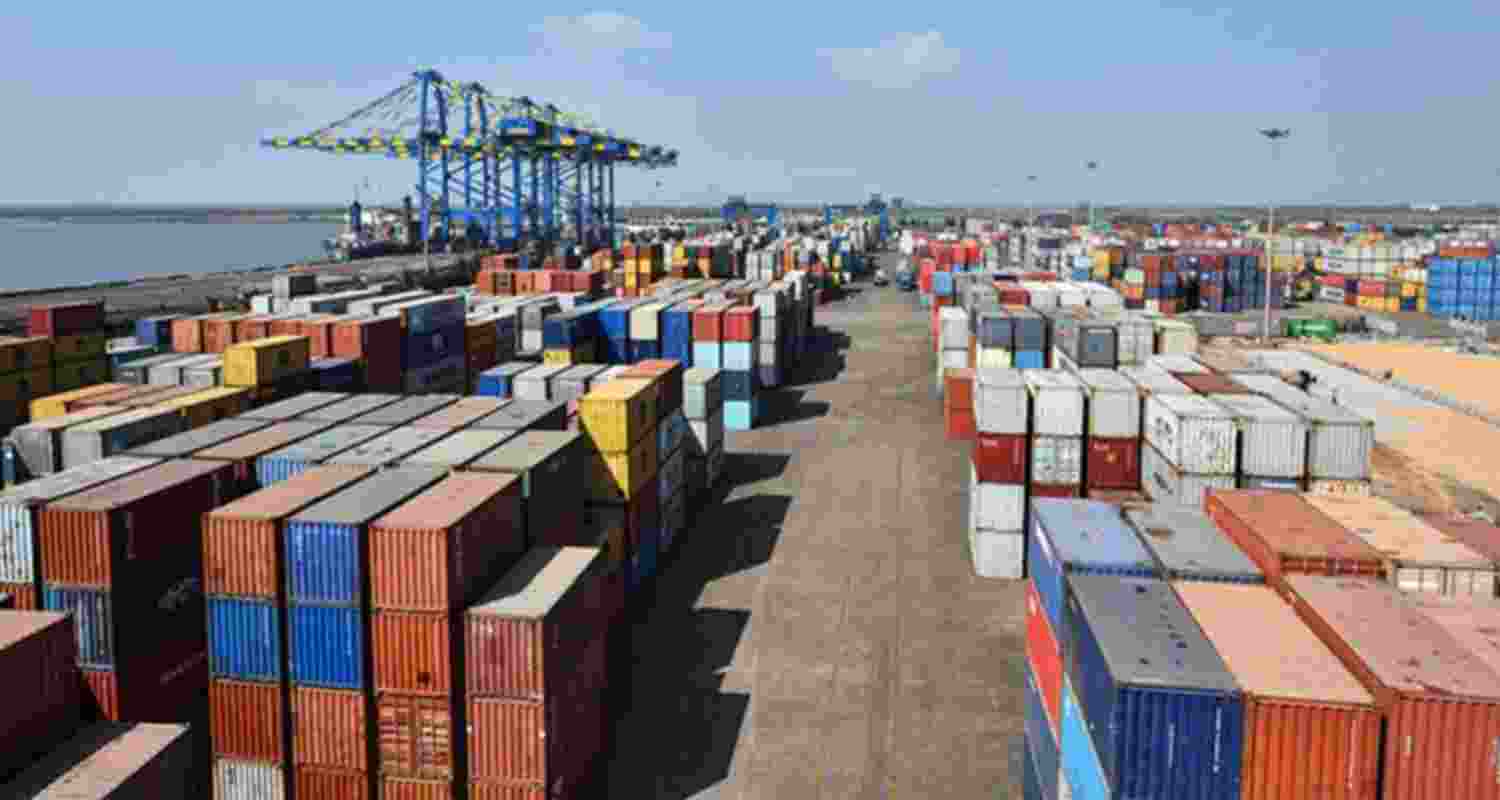 India's FY26 Trade Deficit May Surge to USD 300 Bn.