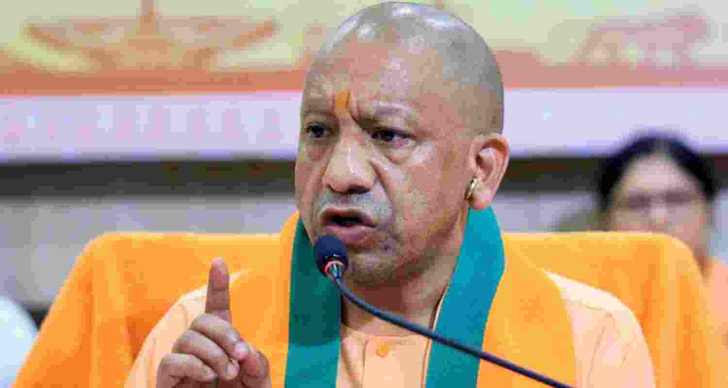 CM Yogi pays tribute to BJP leader Dharampal’s mother.