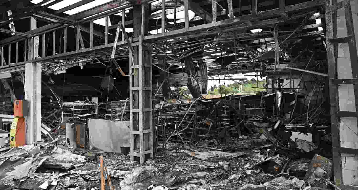 India alerts citizens on clashes near Thailand-Cambodia border.