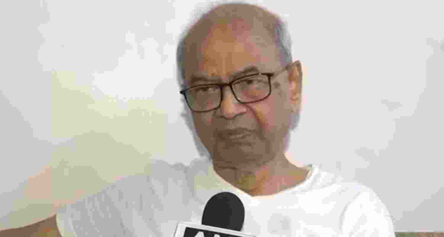 Lawyer Rakesh Kishore stands by shoe attack on CJI Gavai.