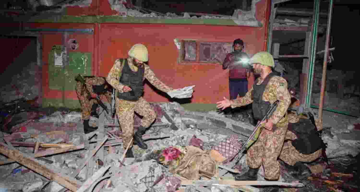 North Waziristan air and drone strikes kill dozens of terrorists.