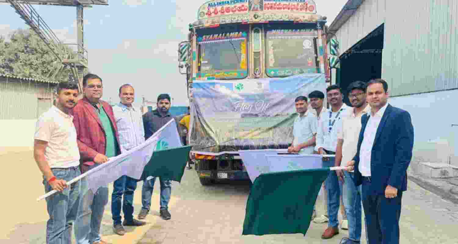 Chhattisgarh sends first fortified rice shipment abroad.