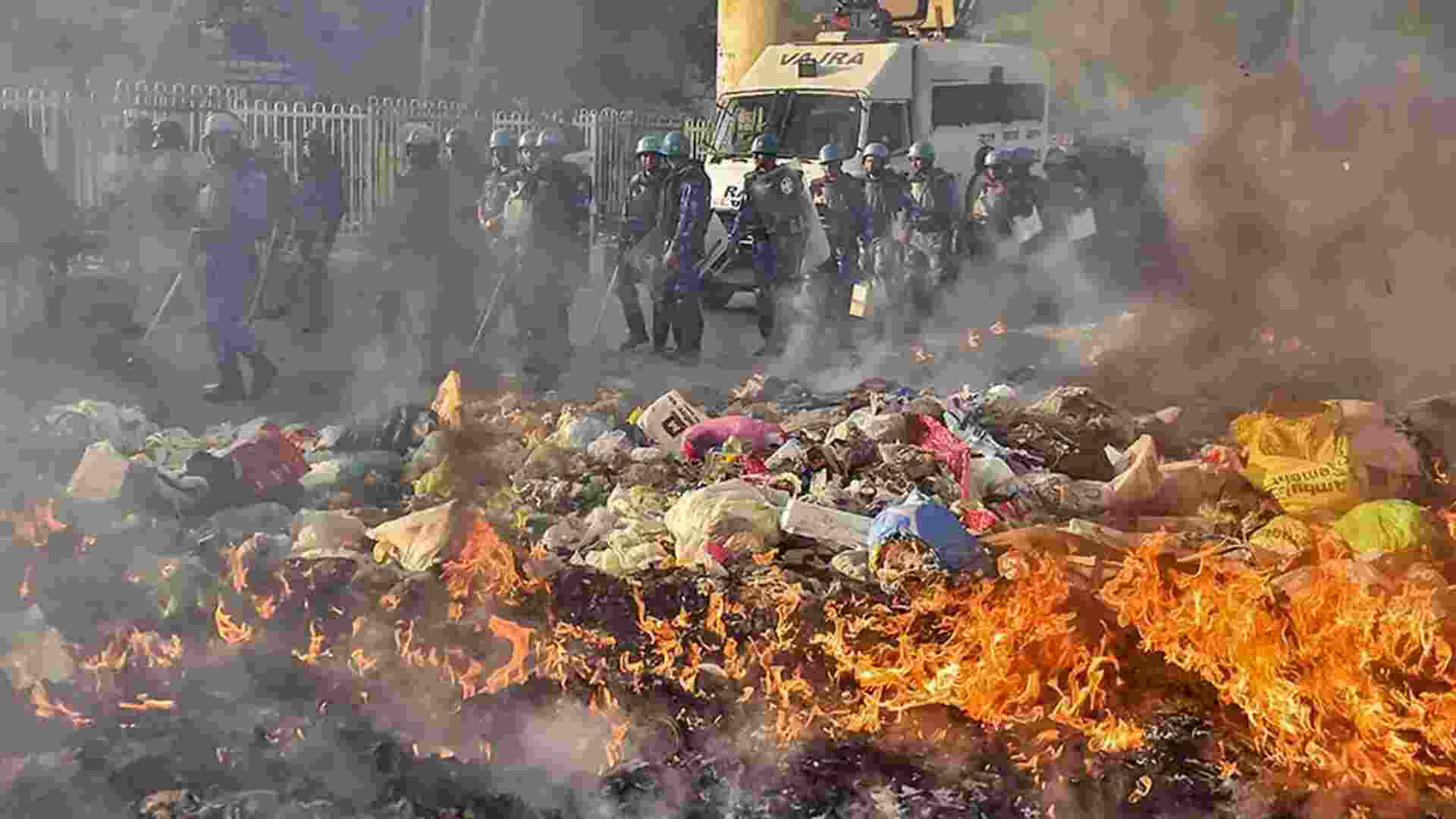 Umar, Sharjeel do not deserve bail :SG Mehta to Delhi HC