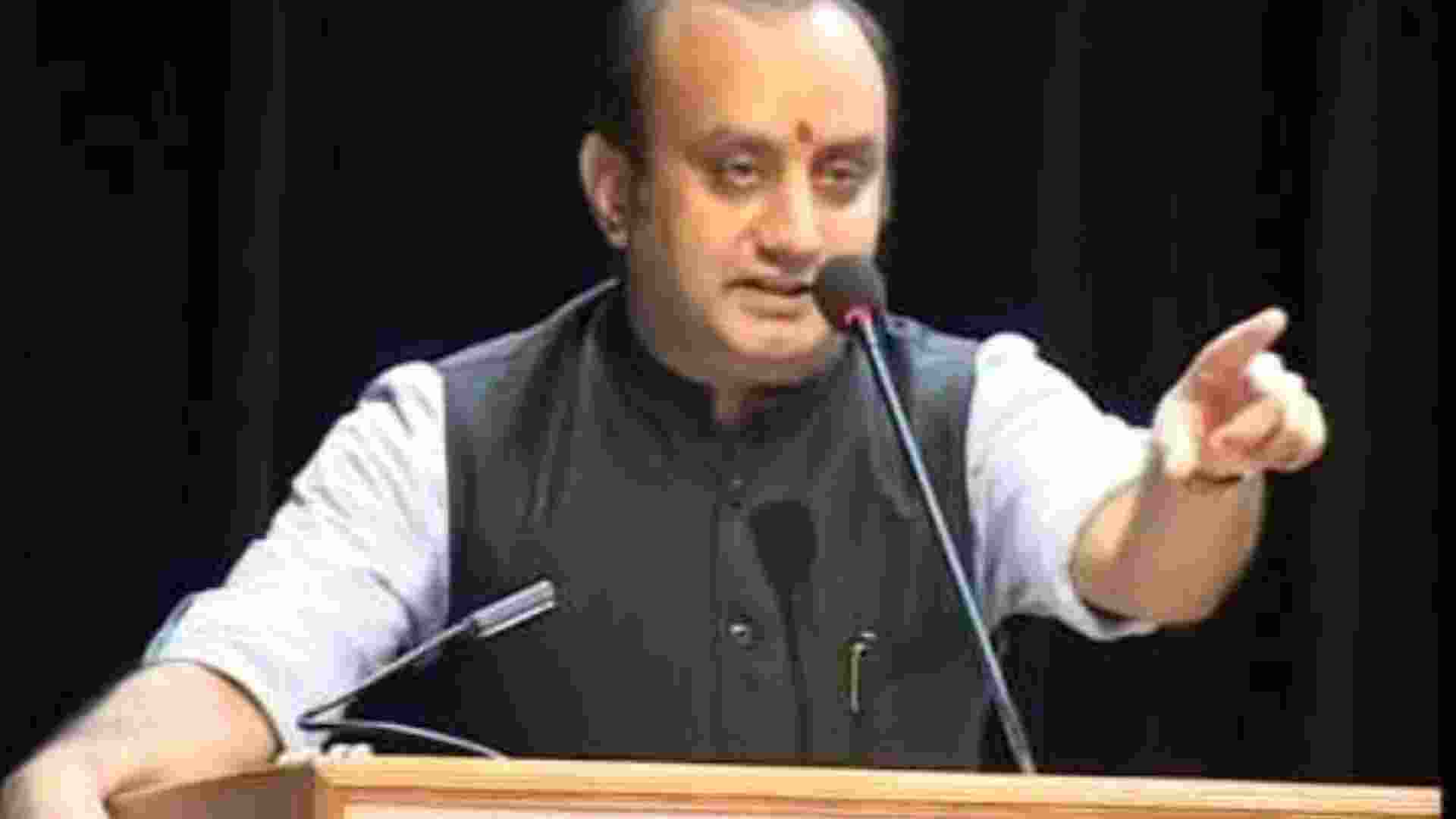 Rahul's swipes at EC show Cong 'nurtures' Emergency mindset: BJP