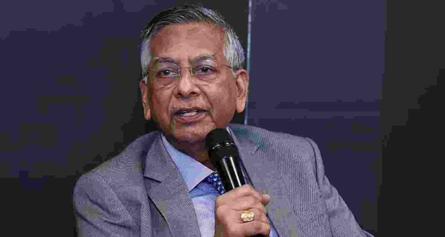 AG justifies SC absence, ex-AG says int'l arbitration not vital