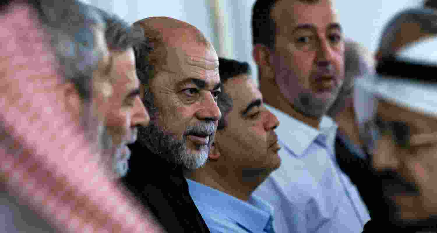 Qatar asks Hamas officials to leave the country.