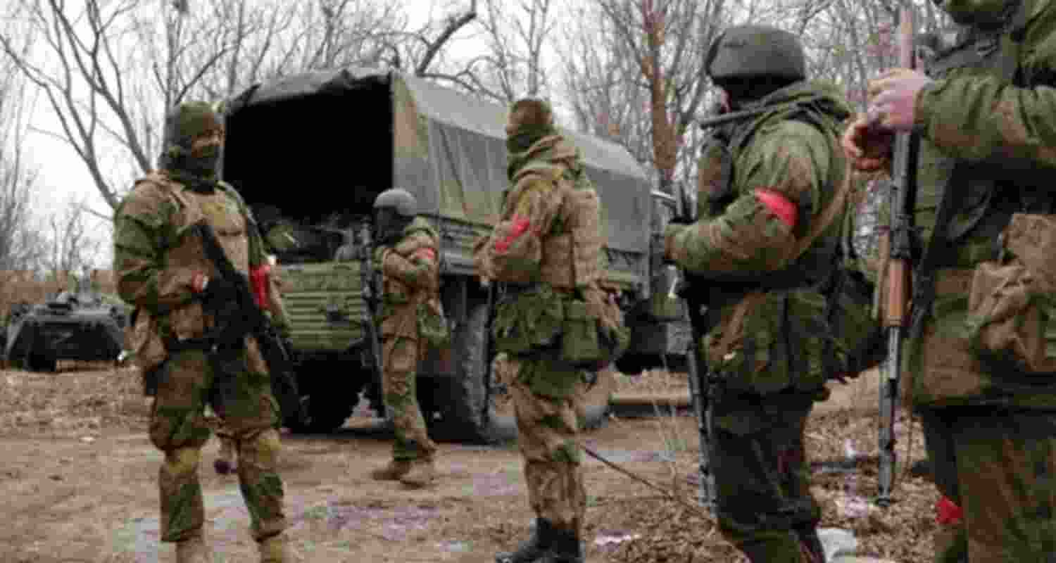 India warns citizens against joining Russian Army.
