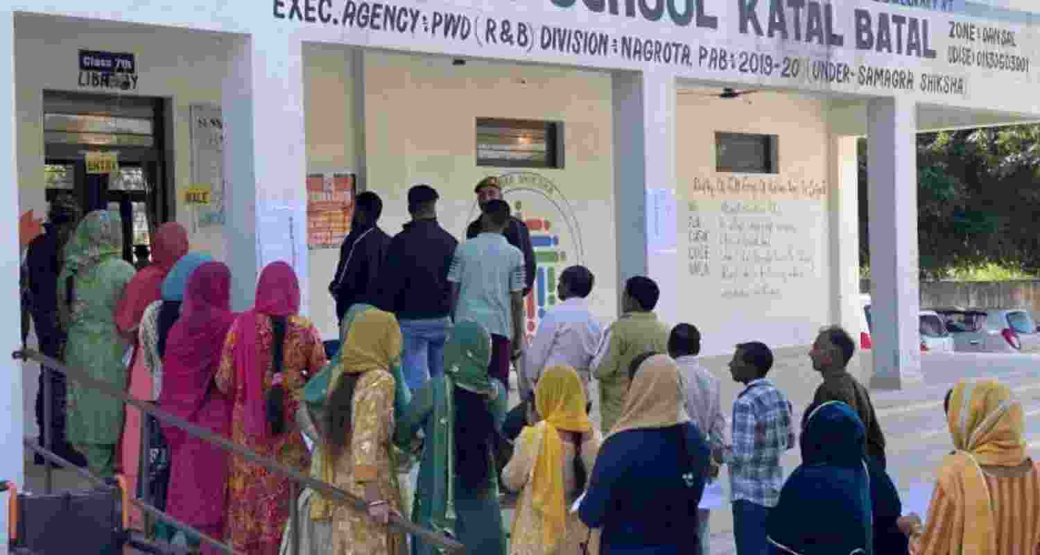 Polling ends peacefully, Nagrota records 74%,Budgam closes at 49%