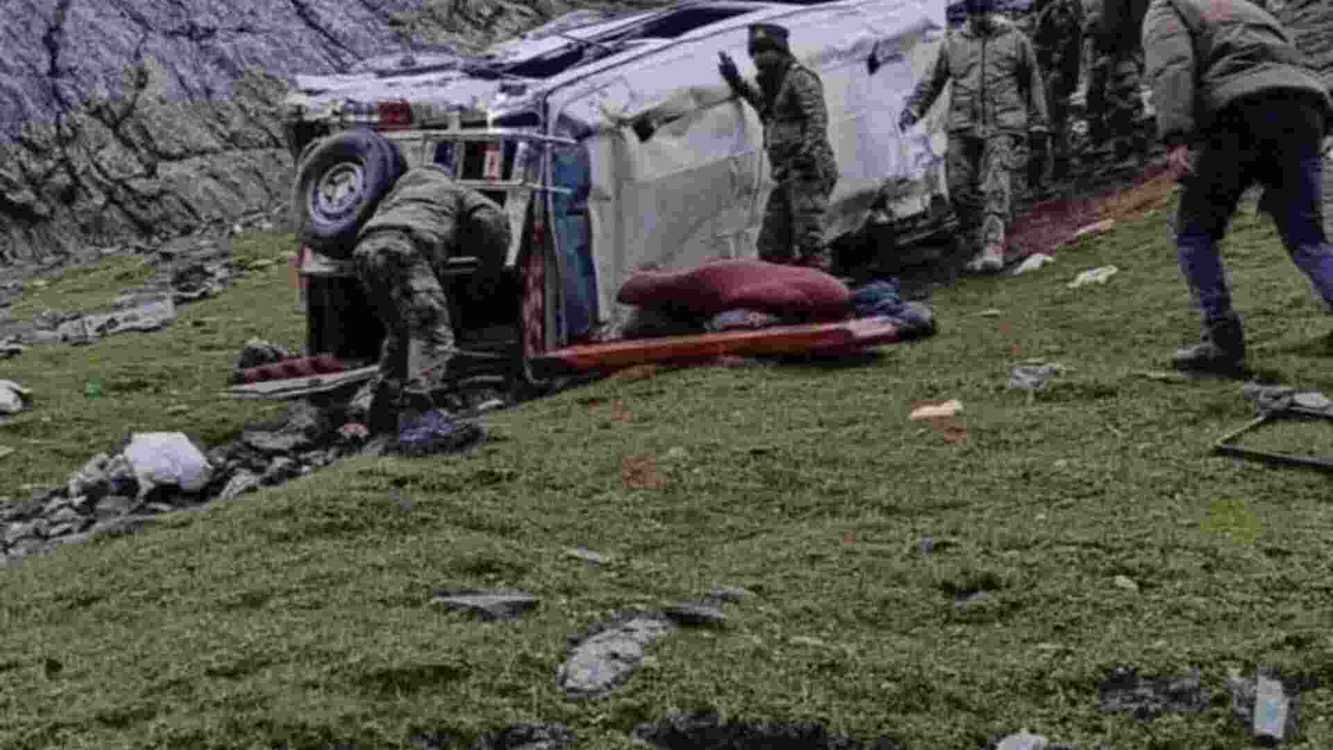 Two killed, 15 injured as vehicle falls into gorge in Ladakh
