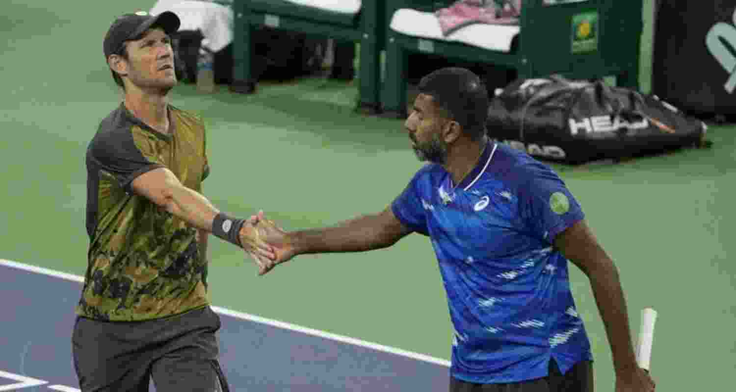 Mathew Ebden and Rohan Bopanna at Paris Masters.
