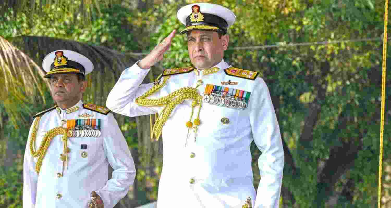 Vice Admiral Sameer Saxena assumes charge as FOC-in-C Southern Naval Command. 