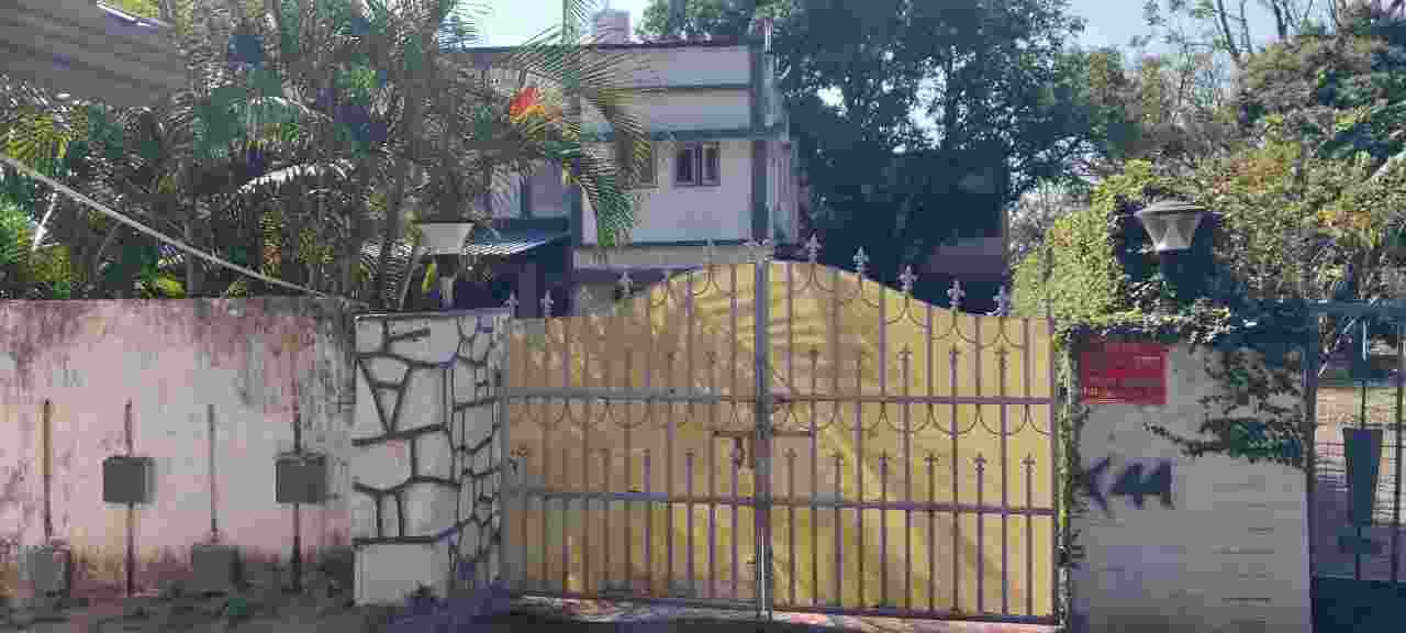 ED raids 17 premises linked to a Congress MLA in Jharkhand.
