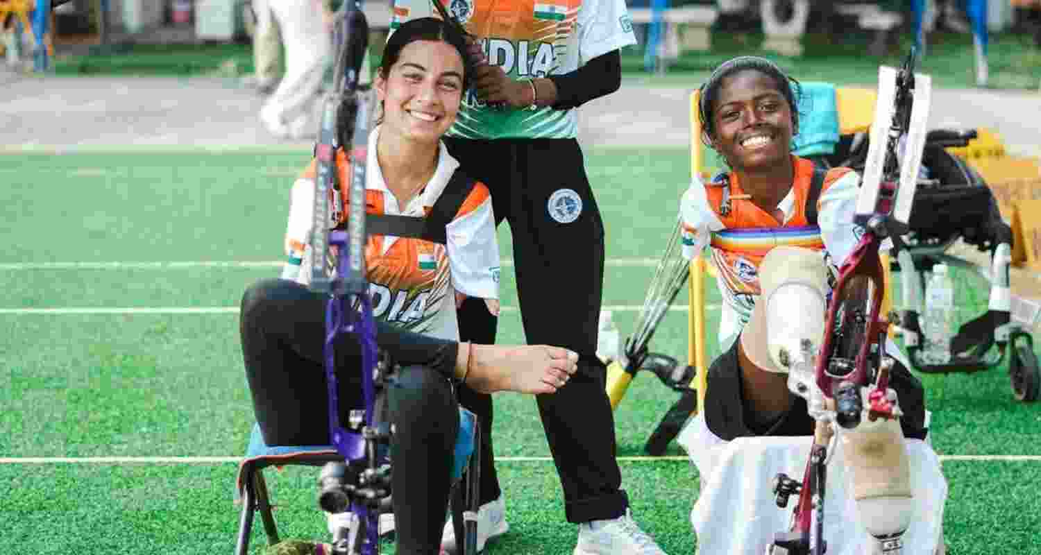 India's most decorated para archer Sheetal Devi and (right) quadruple amputee archer Payal Nag.