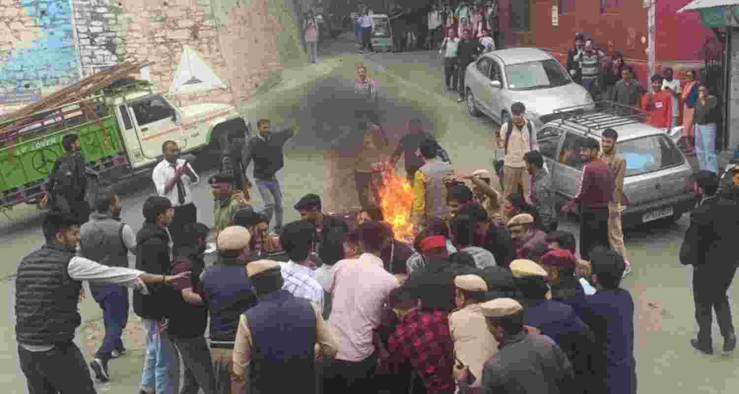 A clash erupts between SFI members and the police during a protest in Shimla on Monday. A clash erupts between SFI members and the police during a protest in Shimla on Monday.